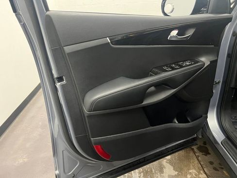 Used 2020 Kia Sorento L image 25