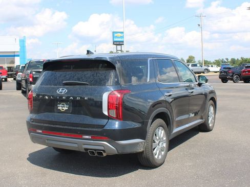 Used 2025 Hyundai Palisade SEL FWD image 9