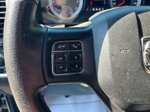 Used 2014 RAM 1500 Classic SLT RWD image 11