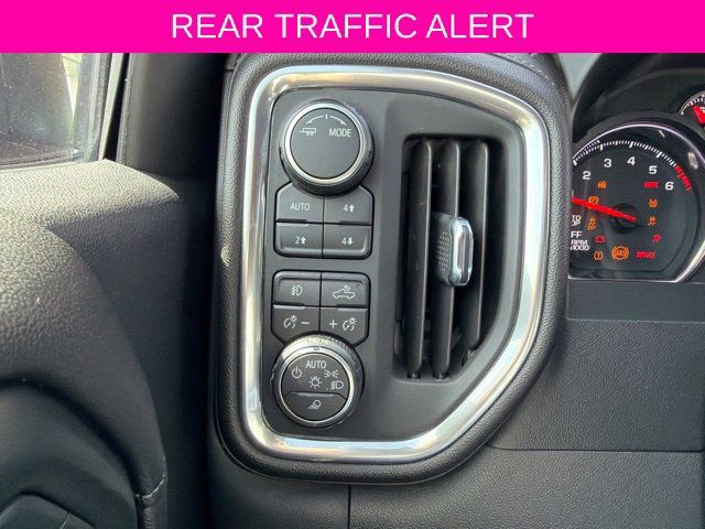 Used 2020 Chevrolet Silverado 1500 LT Trail Boss AWD/4WD image 15