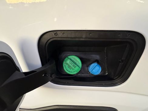 Used 2024 Ford F250 XLT image 21