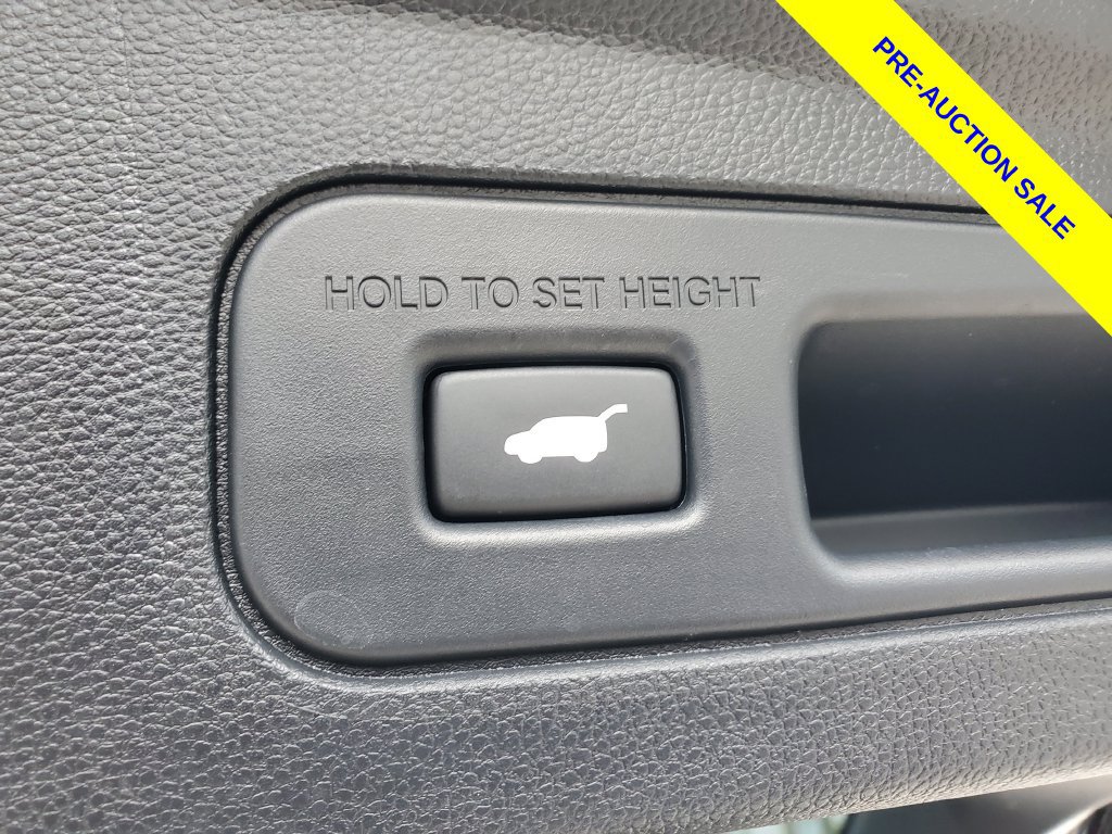 Certified 2025 Acura MDX FWD image 9