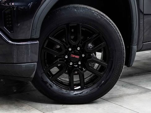 Used 2023 GMC Sierra 1500 Elevation AWD/4WD image 3