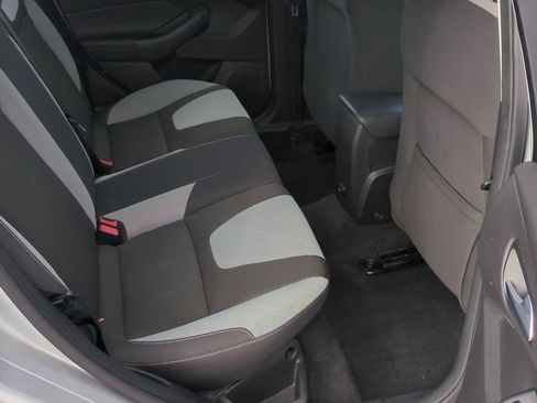 Used 2012 Ford Focus SE image 18