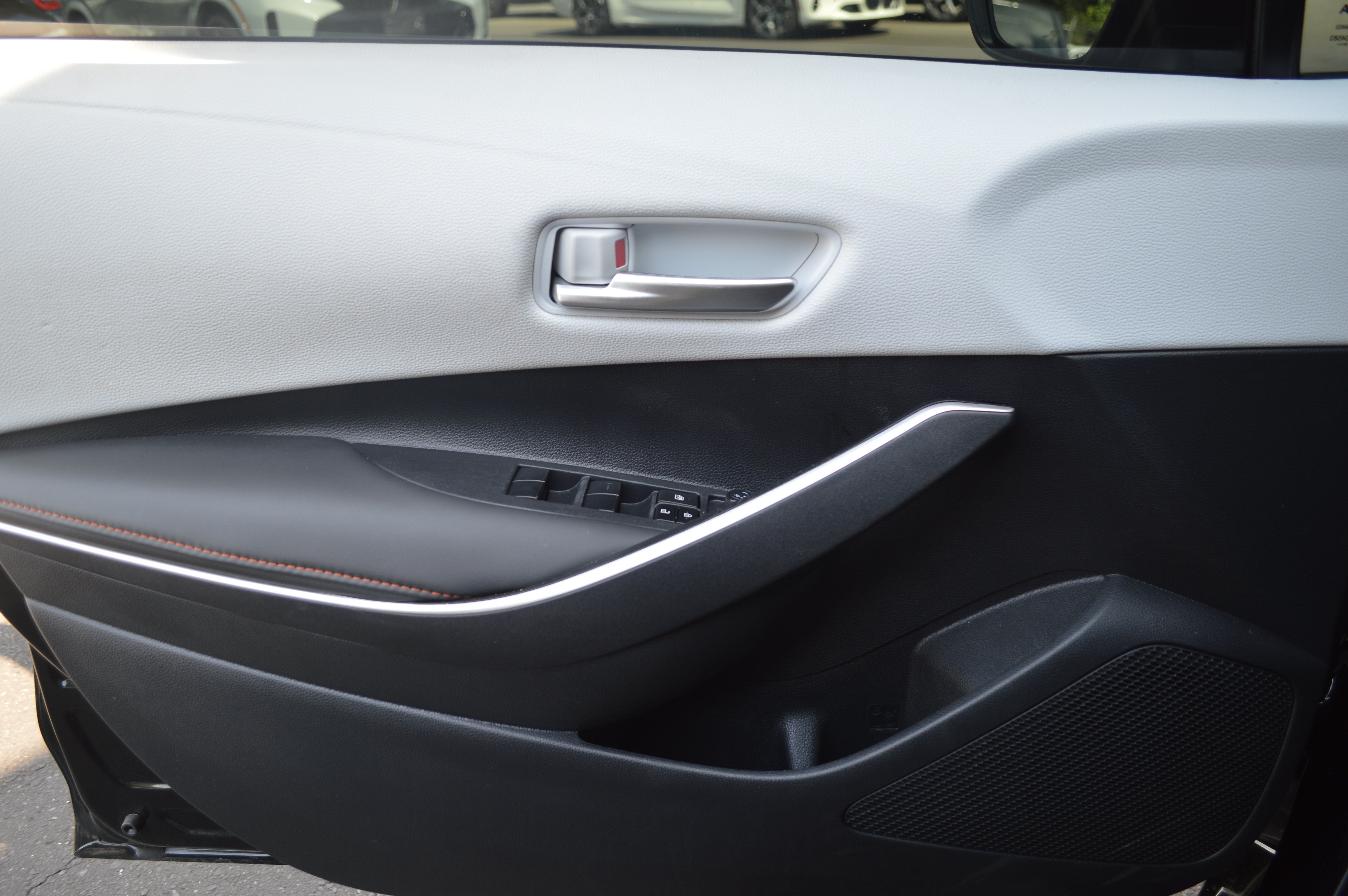 Used 2025 Toyota Corolla FX w/ Convenience Package FWD image 13