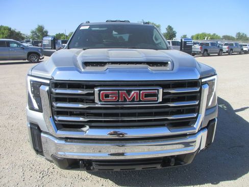 New 2026 GMC Sierra 2500 SLT w/ SLT Convenience Package AWD/4WD image 12