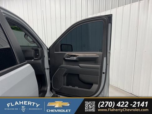 Used 2024 Chevrolet Silverado 1500 LT image 14