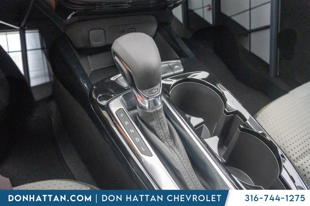 New 2026 Chevrolet Trax LT w/ LT Convenience Package FWD image 9