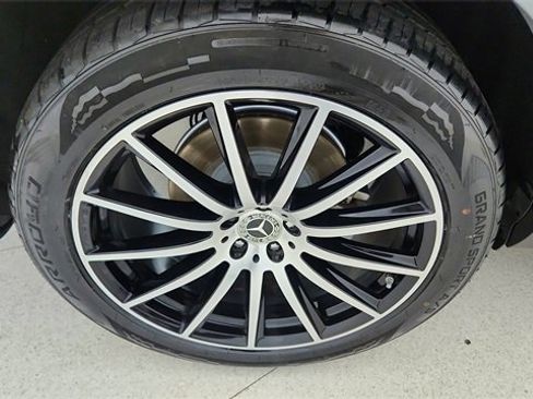 Used 2025 Mercedes-Benz GLS 450 4MATIC image 64