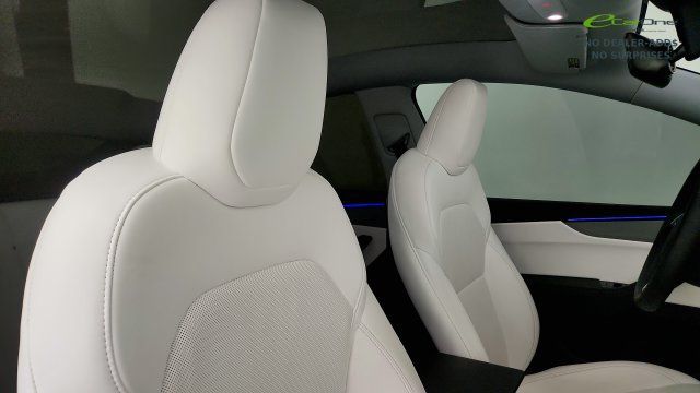 Used 2026 Tesla Model Y AWD image 34