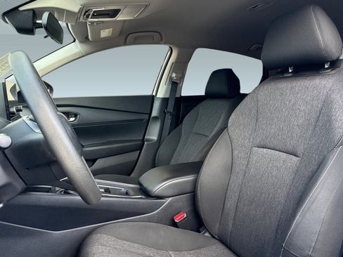 Certified 2024 Honda Accord LX image 5