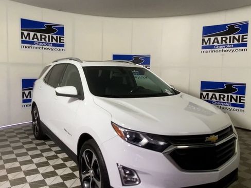 Used 2019 Chevrolet Equinox LT FWD image 4