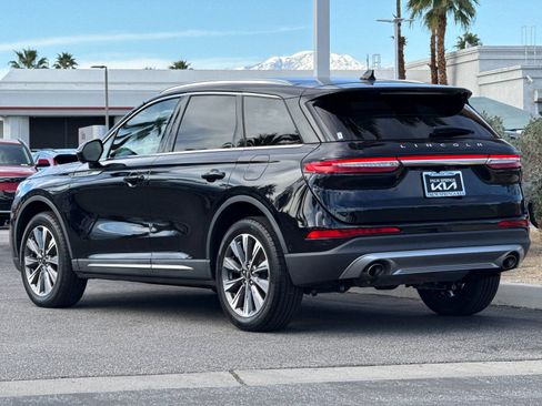 Used 2022 Lincoln Corsair Reserve w/ Elements Package image 5