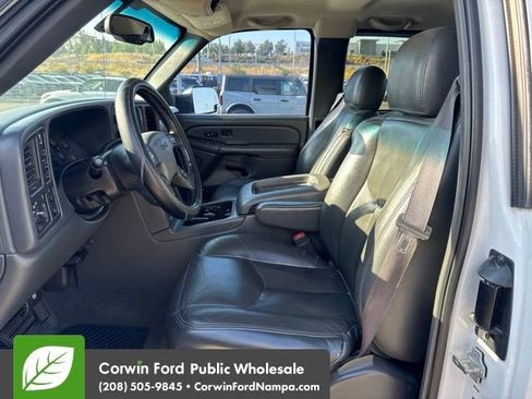 Used 2004 GMC Sierra 2500 SLT AWD/4WD image 11