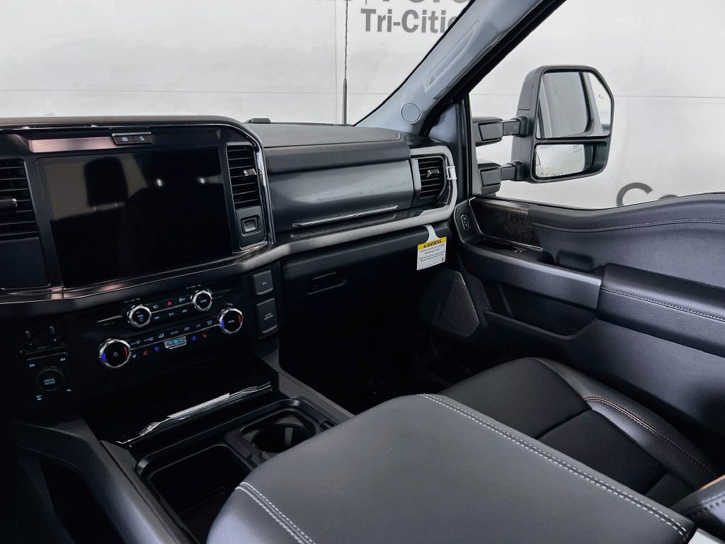 New 2026 Ford F350 Lariat w/ FX4 Off-Road Package AWD/4WD image 27