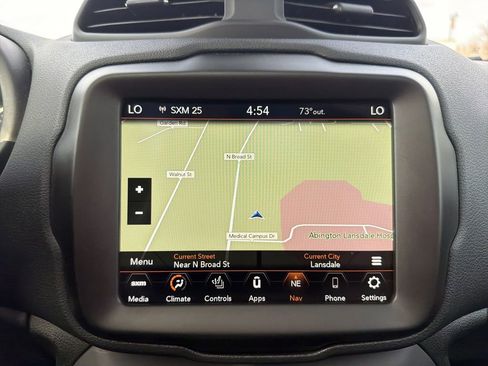 Used 2022 Jeep Renegade Latitude w/ Sun/Sound Group image 24