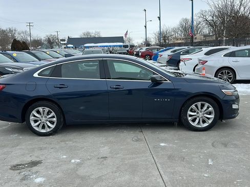 Used 2021 Chevrolet Malibu LT w/ LPO, Floor Liner Package image 4