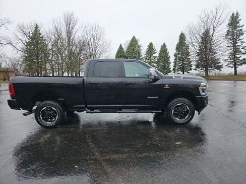 Used 2025 RAM 2500 Laramie AWD/4WD image 7