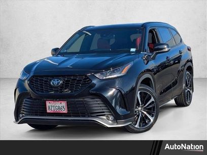 Used 2022 Toyota Highlander XSE