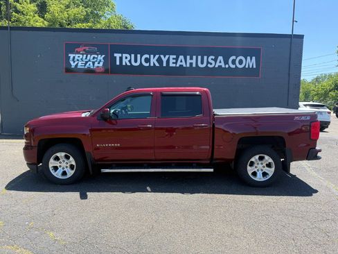 Used 2017 Chevrolet Silverado 1500 LT w/ All Star Edition AWD/4WD image 2