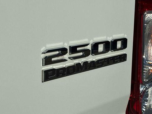 Used 2025 RAM ProMaster 2500 w/ Convenience Group FWD image 16