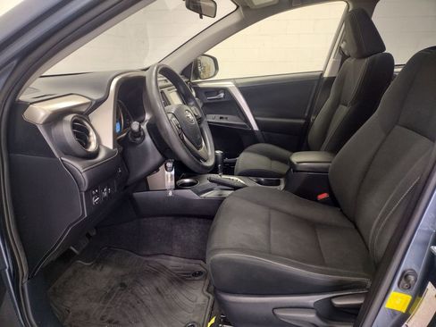 Used 2014 Toyota RAV4 XLE AWD/4WD image 22