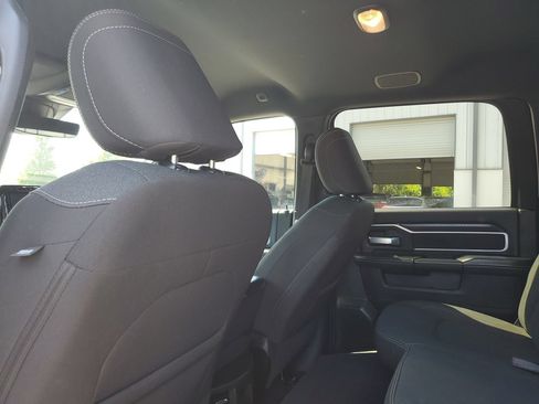 Used 2025 RAM 2500 Big Horn AWD/4WD image 10