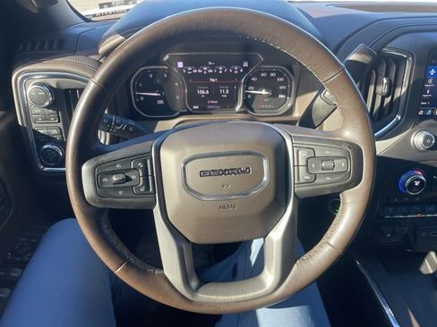 Used 2023 GMC Sierra 2500 Denali w/ Denali Ultimate Package image 9