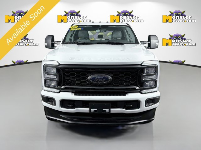 Used 2023 Ford F250 XLT w/ XLT Premium Package AWD/4WD image 2