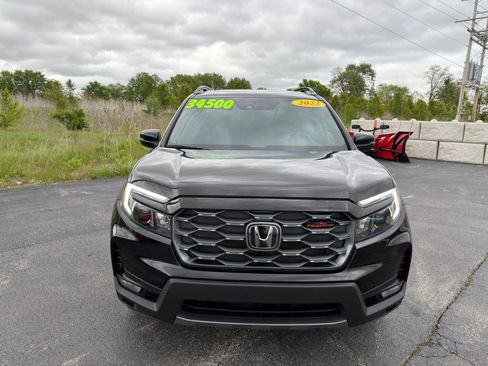 Used 2023 Honda Passport TrailSport image 11