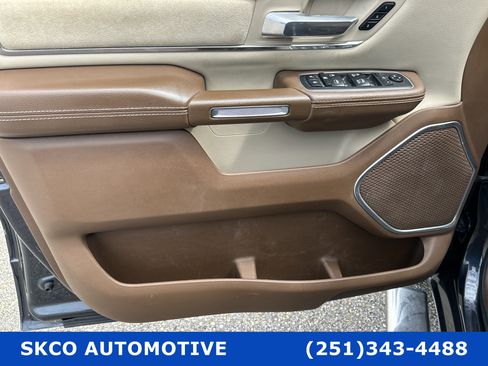 Used 2019 RAM 1500 Laramie image 11