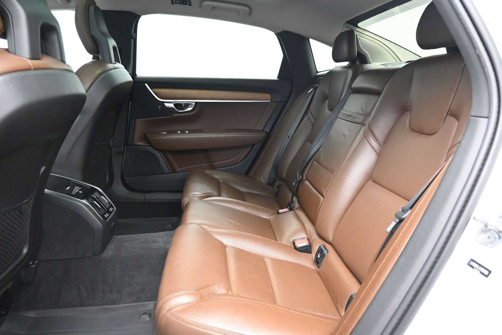 Used 2018 Volvo S90 T6 Inscription w/ Convenience Package AWD/4WD image 12