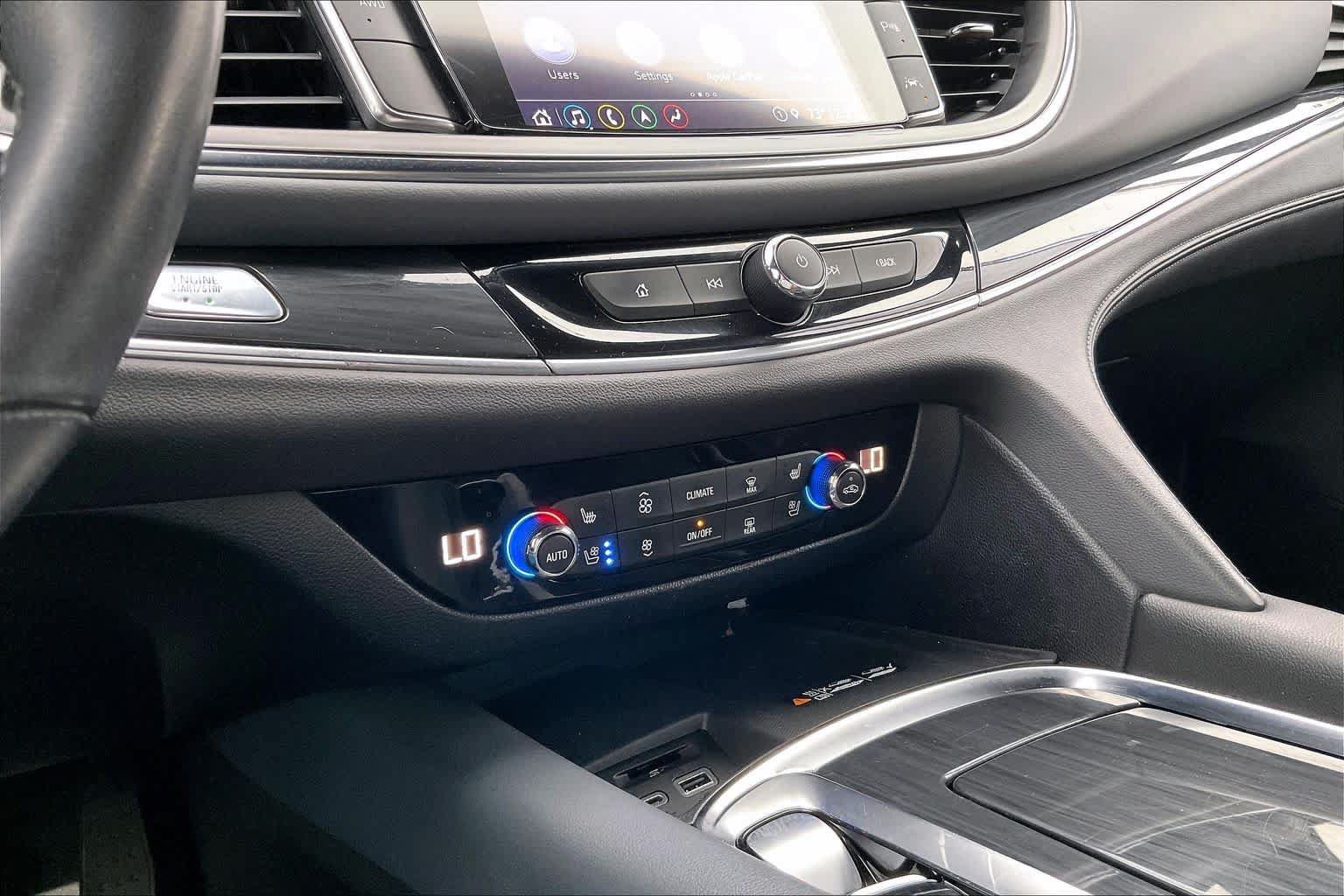 Used 2022 Buick Enclave Premium AWD/4WD image 32