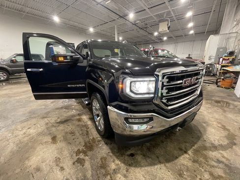 Used 2018 GMC Sierra 1500 SLT w/ SLT Premium Package image 37