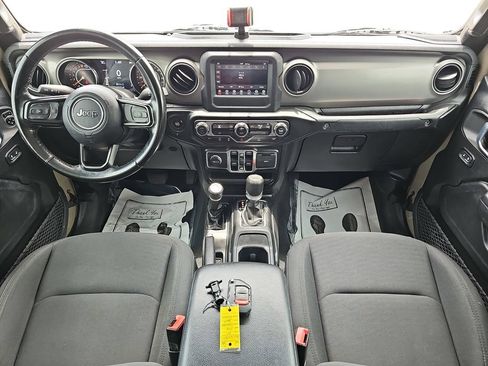 Used 2020 Jeep Gladiator Sport w/ Quick Order Package 24S AWD/4WD image 13