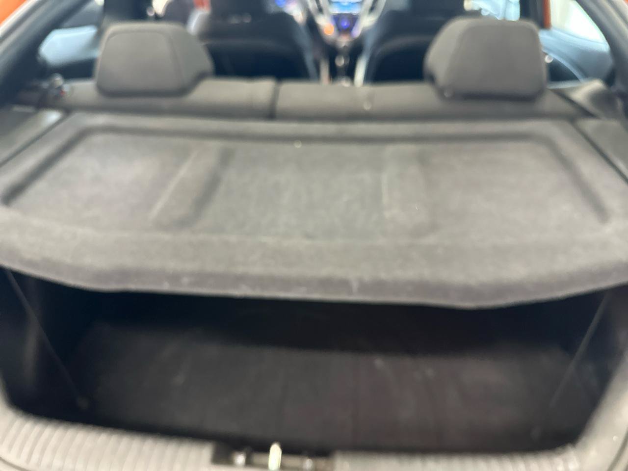 Used 2016 Hyundai Veloster FWD image 14