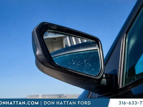 Used 2022 Chevrolet Equinox RS w/ LPO, Floor Liner Package image 34