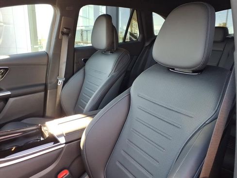 Certified 2026 Mercedes-Benz GLC 300 4MATIC image 13