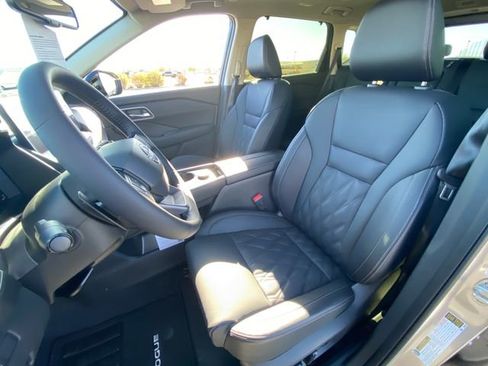 New 2026 Nissan Rogue Platinum w/ Platinum Premium Package image 11