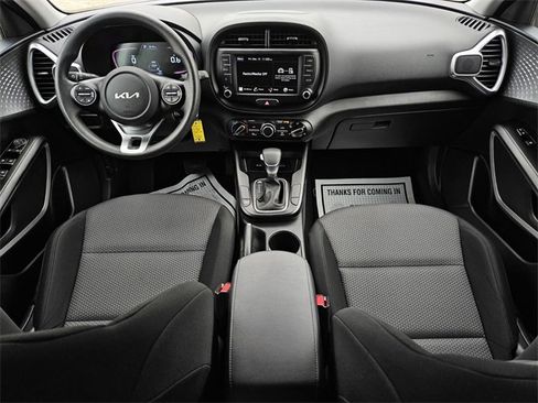 Used 2024 Kia Soul LX w/ Option Group 015 image 29