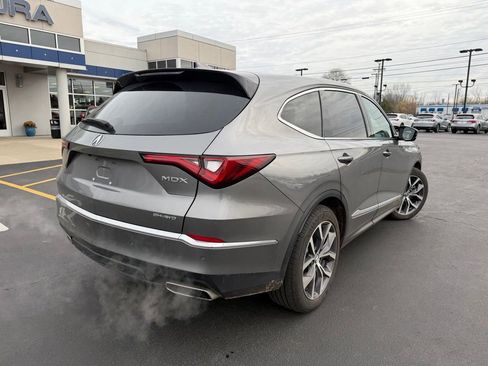 Used 2023 Acura MDX SH-AWD Technology Package image 5