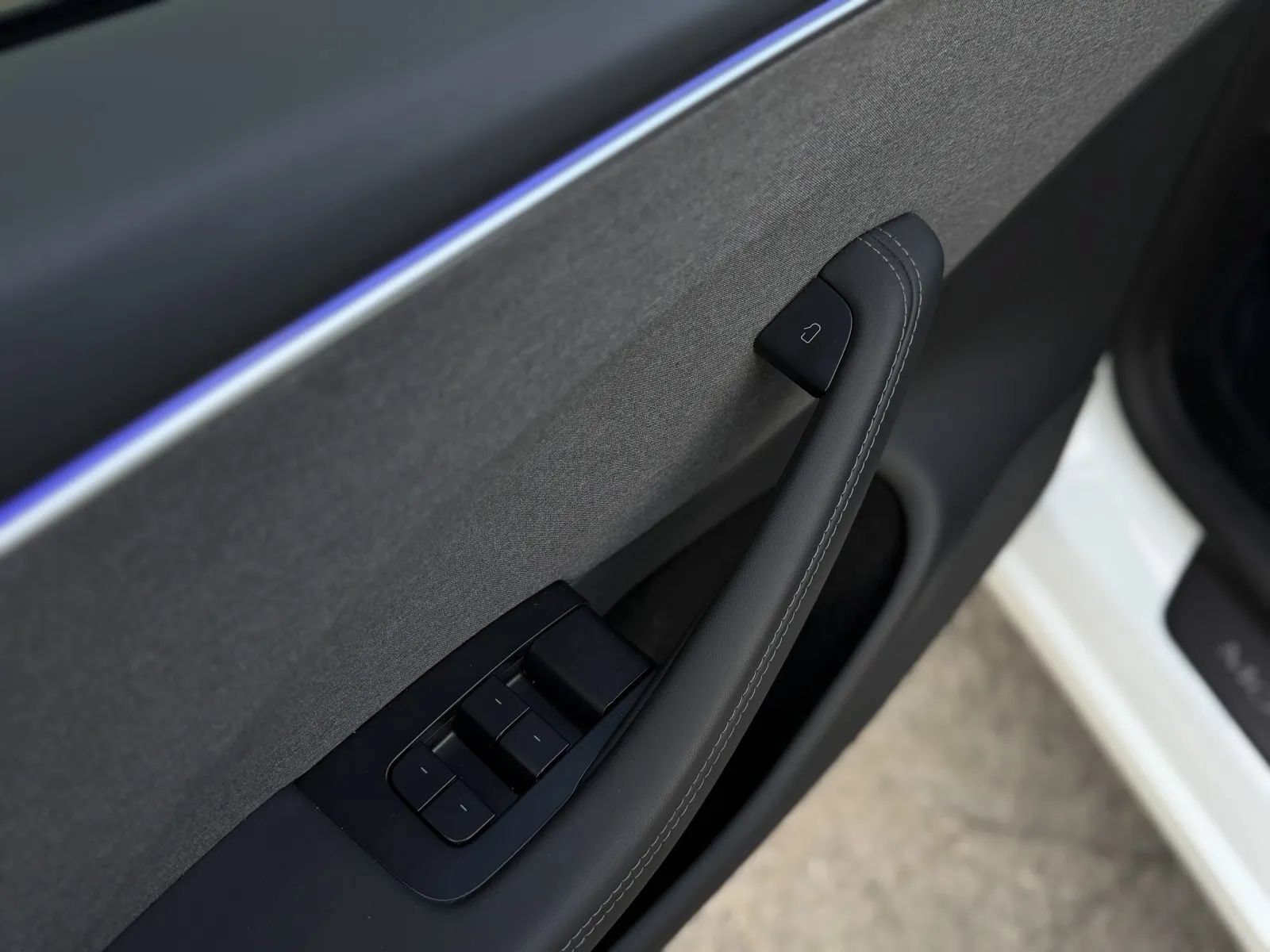 Used 2025 Tesla Model 3 Long Range RWD image 23