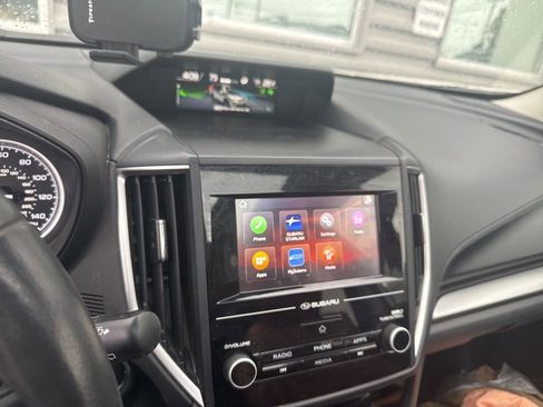 Used 2024 Subaru Forester Premium image 10