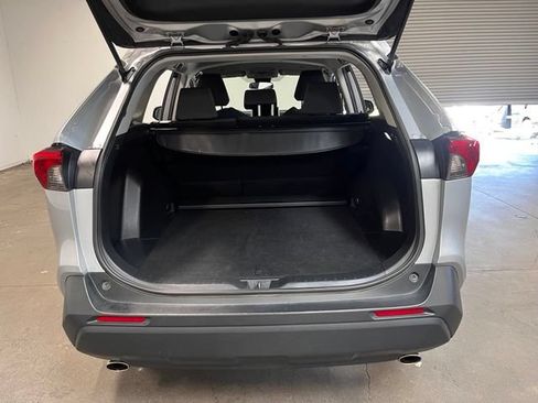 Used 2024 Toyota RAV4 XLE FWD image 16
