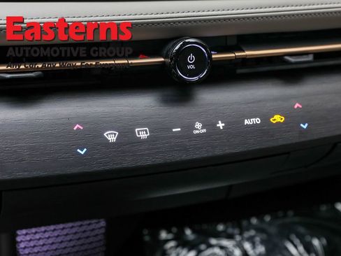 Used 2023 Nissan Ariya AWD image 20