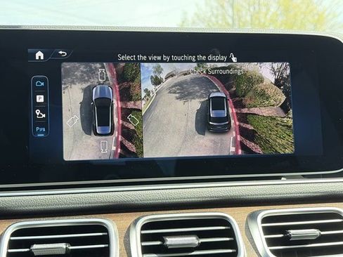 Used 2025 Mercedes-Benz GLE 350 4MATIC image 24