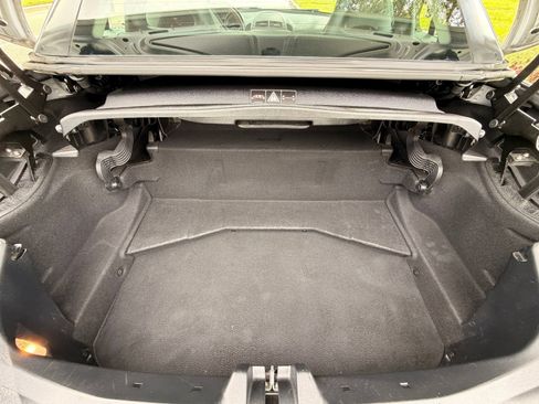 Used 2010 Mercedes-Benz SLK 350 image 11