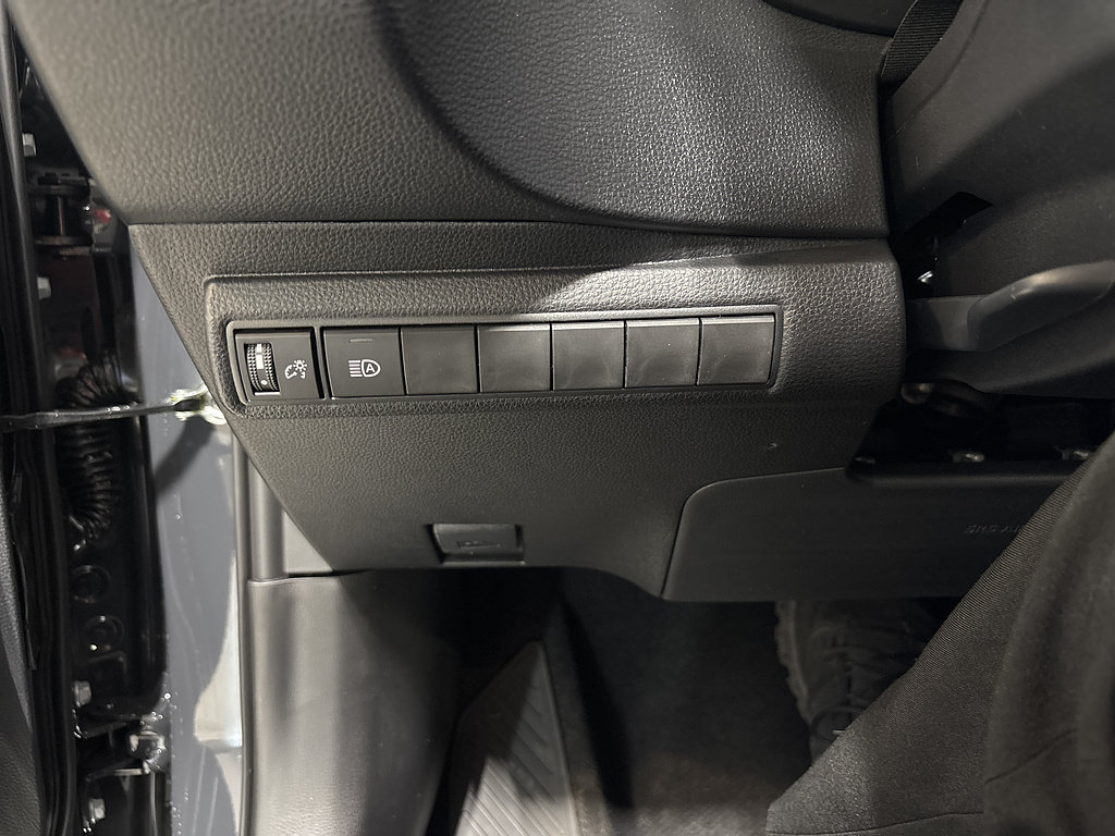 New 2027 Toyota Corolla XSE FWD image 17