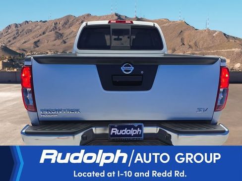 Used 2021 Nissan Frontier SV RWD image 4