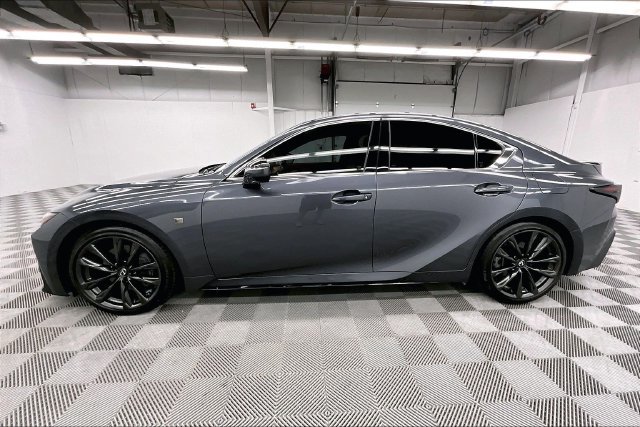 Used 2024 Lexus IS 350 F Sport RWD image 13